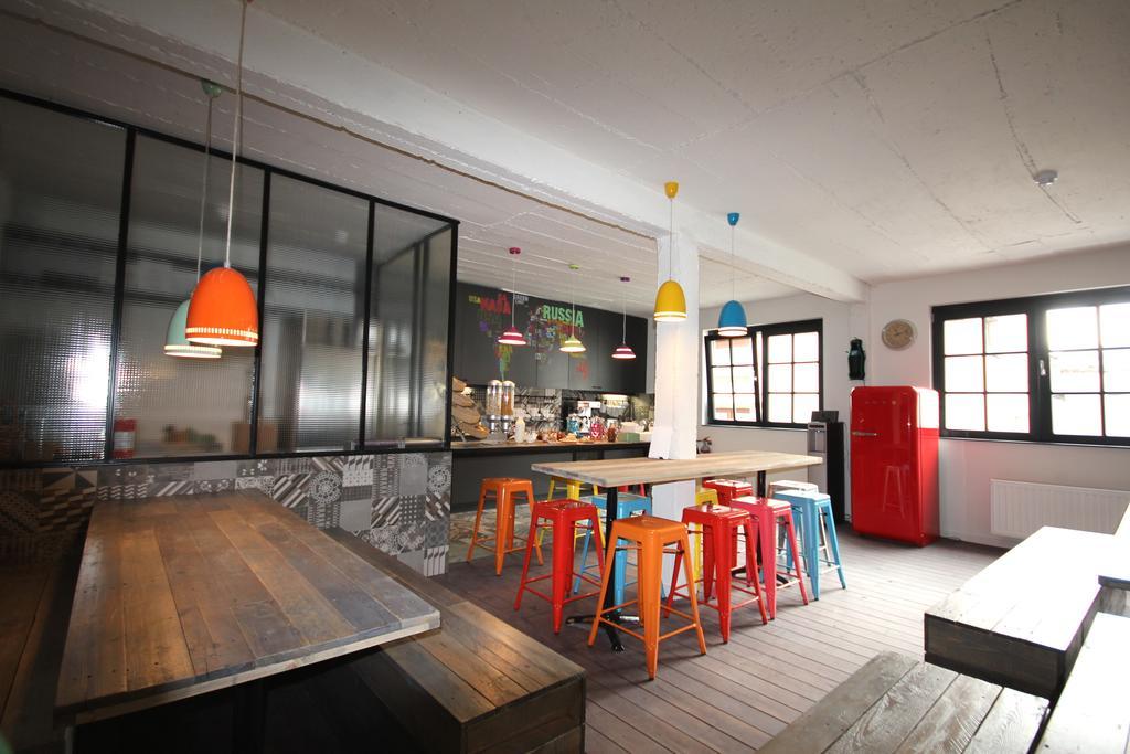 Cube Hostel Leuven Bagian luar foto